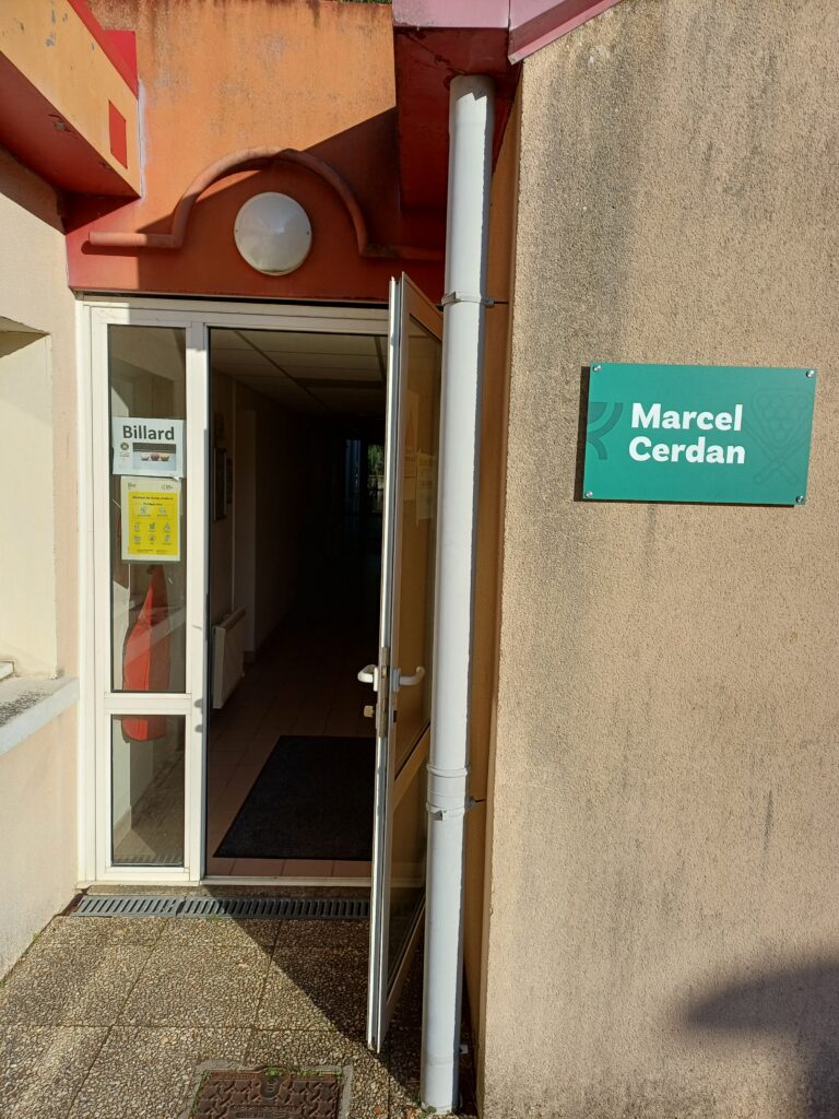 entrée bâtiment marcel cerdan ajar billard